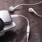 adaptador-audio-lightning-para-p2-3.5mm-branco-rock