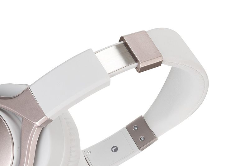fone-de-ouvido-com-fio-pulse-max-branco-motorola