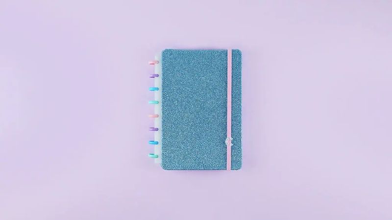 CADERNO-LETS-GLITTER-OCEAN-BLUE-A5-CIA52131